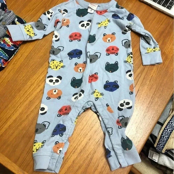 Hanna Andersson One Piece Long Sleeved Cuddly Critters - Picture 1 of 4